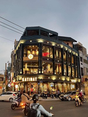 siêu phẩm góc 2mt nguyễn văn thủ, quận 1 - dt 10x20m, cxd: hầm 7 tầng - hđt: 200tr - giá 65 tỷ