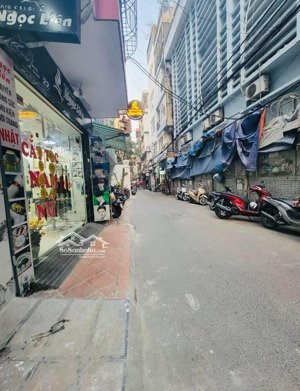bán nhà mặt ngõ 79 cầu giấy kinh doanh tấp nập nhà 2 mặt thoáng ngõ thông ô tô giá nhỉnh 12 tỷ