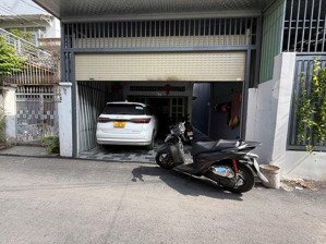 bán nhà -hẻm xe tải thông thoáng - gần chợ phạm văn bạch -gần emac phan huy ích, ngang 5m x 22m ib