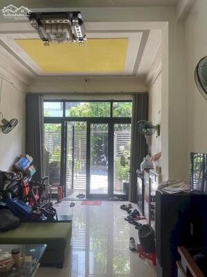 Bán nhà 3 tầng MT KD VIP đường Lưu Trọng Lư, TT HẢI CHÂU, giá sập sàn.