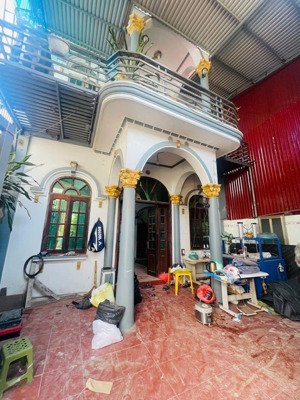 bán nhà 2 tầng ngõ oto - me cả - hương mạc - từ sơn .