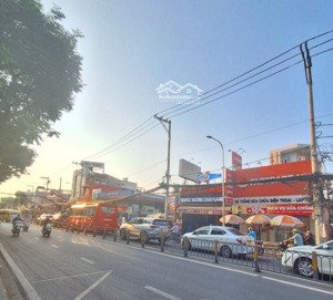 mặt tiền kinh doanh nguyễn thị thập, 4.2x24m, sầm uất nhất quận 7, dòng tiền 35tr/tháng,chỉ 32.x tỷ