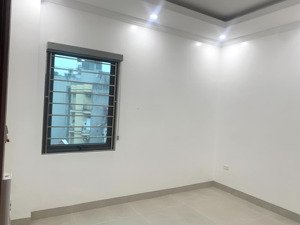 bán toà chung cư mini, phú diễn, dt: 60m2x7t,mt:8.5m, lô góc, oto thang máy, giá hơn 13 tỷ.
