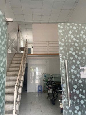 bán nhà cấp 4 có gác lửng mặt tiền đường dương vân nga bắc nha trang (vĩnh hải cũ)