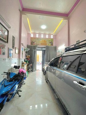nhà bán tại tân kỳ tân quý, tân phú, 3 tầng, hẻm ô tô, 4 x 19m, 8.8 tỷ