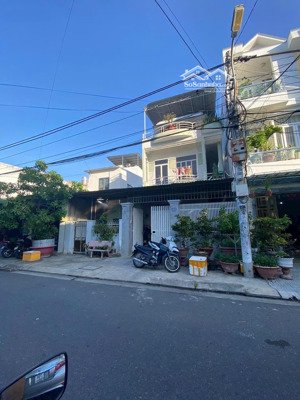 bán nhà đường đinh liệt, nha trang, ngang 9m, cách biển 1km. lh 