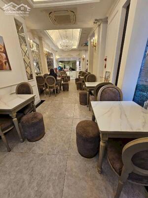 TUYỆT TÁC MẶT PHỐ NGUYỄN VĂN CỪ 320M, 9T, MT 9M, THANG MÁY, VỈA HÈ, DÒNG TIỀN 1 TỶ/THÁNG.