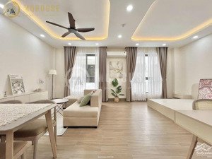 cho thuê căn hộ 1pn mới 100% - ban công siêu rộng - đầy đủ nội thất - ngay trung tâm quận 3
