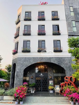 tòa nhà chdv giáp huỳnh tấn phát, quận 7 - 8x24m - hầm 8 tầng - 300 triệu - giá 45 tỷ