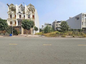 thanh lí gấp lô đất ngay bình nhâm thuận an dt 100m2 giá 1 tỉ 670 đang kd cho thuê kho bãi 8tr5/th