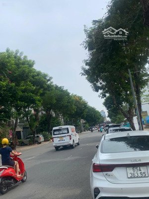 bán nhà mặt phố 4pn, 4wc, 72m2 tại tân phong, quận 7, hcm, giá ưu đãi 18,7 tỷ