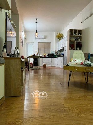 bán căn hộ chung cư ba hàng . diện tích 80m thiết kế 2 ngủ 2 vệ sinh. sổ sẵn giao dịch