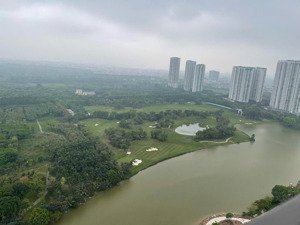 cần bán căn 3 ngủ toà l1 landmark tầng 2x giá 12.9 tỷ bao phí nhà full nội thất đẹp