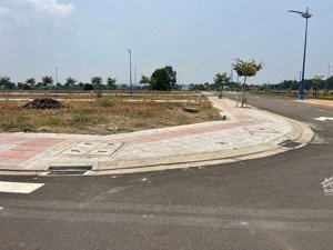 chính chủ gửi bán gấp lô góc duy nhất tái định cư hoà long giá rẻ, 