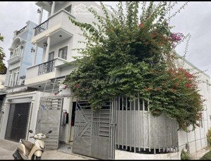 bán gấp căn nhà 1/ trương thị ngào. trung mỹ tây q12. 84m2 trên sổ k lộ giới. giá 5,3tỷ tl