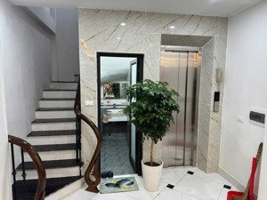 siêu phẩm ! phố xã đàn,thang máy,ngõ thông,30m ra phố, trước nhà thoáng sáng 39 m2* 6t