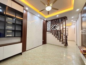 bán nhà riêng tại cương ngô tứ hiệp, 7,3 tỷ, 42m2, 4pn, 4wc, 5 tầng