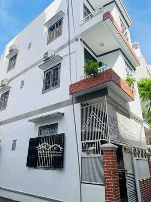 cần bán căn nhà gần biển khu lộc thọ, 2 mặt tiền hẽm đường hoàng hoa thám