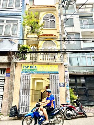 cơ hội tốt sở hữu căn nhà mặt tiền đường kinh doanh mọi nghành nghề ngay ht13