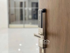 bán căn 2pn - 55m2 có sổ tầng cao giá 1,8 tỷ bao phí thuế