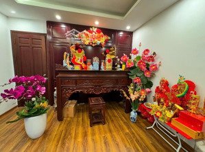 cần bán gấp nhà mặt phố lò đúc 55m2 4 tầng 3.9m mt 19 tỷ hai bà trưng kinh doanh vỉa hè