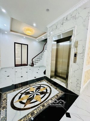 nhà 5 tầng 63m2 đẹp lung linh - trung tâm hai bà trưng (cũ) - thang máy - full nội thất