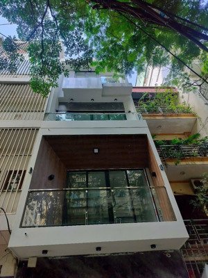 bán nhà ngõ hoàng cầu 62m2 x 5 tầng thang máy ô tô tránh giá 27,9 tỷ
