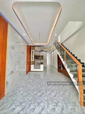 bán gấp nhà 1 trệt 1 lầu sân xe hơi ngay cuối đường huỳnh văn nghệ, tt 600tr nhận nhà ở ngay