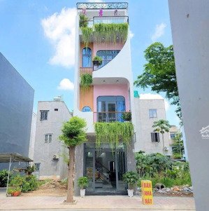 bán nhà đẹp mặt tiền đường đinh đức thiện , gần chợ bình chánh,giá chỉ 3,6 tỷ