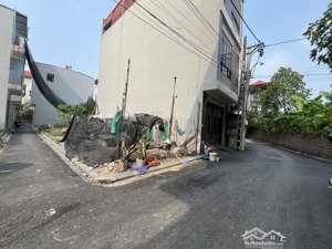 bán 109m vân nội- lô góc- đường ô tô tránh- gần trường học