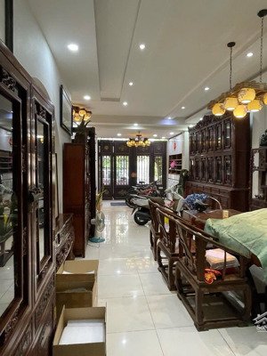 nhà đường 30 khu dân cư tên lửa, cạnh công viên- dt 9m x 20m xây 4 - giá 29 tỷ thương lượng