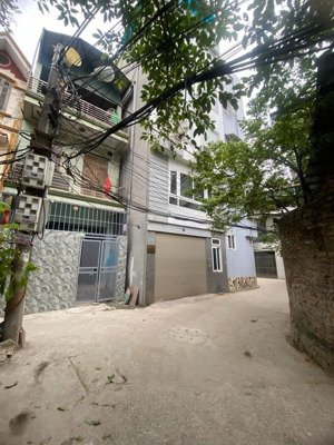 nhà dân xây 3 tầng , 60m2 , mt 4,8m , ô tô vào nhà, an dương vương , phú thượng, tây hồ - 11,2 tỷ