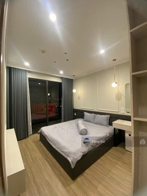 cần bán gấp căn 2 ngủ 2vs, 62m2, full đồ đẹp, giá 4.5 tỷ, sẵn sổ, hướng mát, khu s4, vin smart city