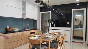 cần bán ch dhome quận 6, dt 70m2, 2pn giá bán 4.5 tỷ. lh thành. lầu cao view đẹp