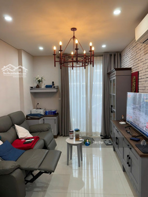 kẹt tiền cần bán căn 1pn 53m2 - full nội thất đẹp - bc đông nam tại hà đô q10. tấn đại