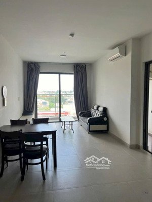 nhượng lại suất thuê căn hộ compass one 77m2 2 pn