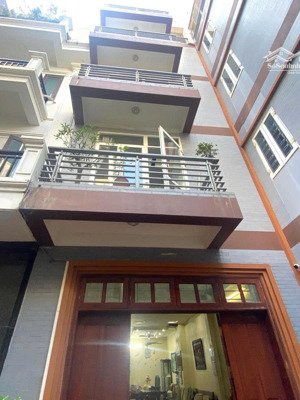 hiếm, nhà 5 tầng nguyễn sơn, dân xây chắc chắn, 2 mặt thoáng, đủ thiết kế + gpxd, o to vào ngõ