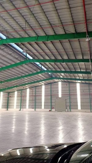 cho thuê xưởng trong kcn châu đức, bà rịa vũng tàu, dt đất: 5808m2, dt xưởng: 2880m2. 90.825đ/m2/th