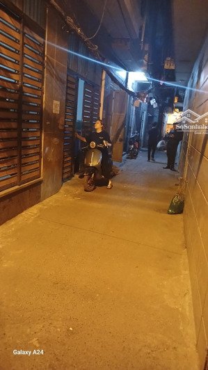 bán nhà phùng khoang, 6 tầng 36m2, 6 phòng khép kín, giá chỉ 6,2 tỷ.