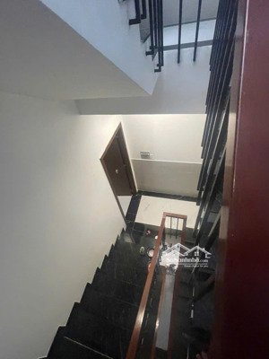 chính chủ cho thuê nhà nguyên căn mặt tiền đường số 10 - phong phú - b. chánh