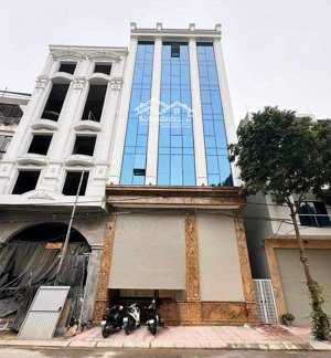 tôi cho thuê toà nhà vương thừa vũ mới 100%, dt 120m x 8 tầng, có hầm. mt- 6m, thang máy. giá 120tr