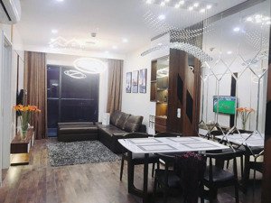 gia đình bán căn 3 ngủ 109m2 tòa c14 bắc hà, nhà đủ nội thất, tầng đẹp, có sổ đỏ. giá 5,9 tỷ