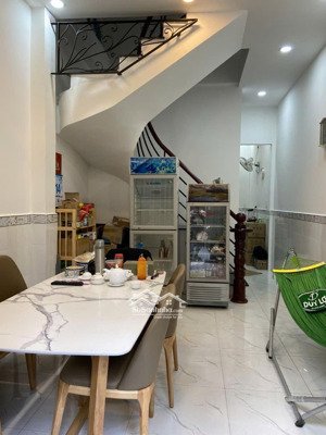 cách mt 1 căn - đường nhựa trước nhà 7m! bán nhà nguyễn thượng hiền 3,3x12m - 4 tầng btct - 5pn