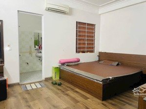 chính chủ cần bán căn nhà đẹp 2,5 tầng