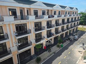 bán nhà shophouse 75m2 4 tầng giá chỉ 5,4ti đường trước nhà rộng 17,5m