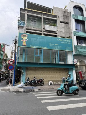 chính chủ cho thuê nhà góc 2 mặt tiền 108 nguyễn thiện thuật, p2, q3, 10x3.5m, 