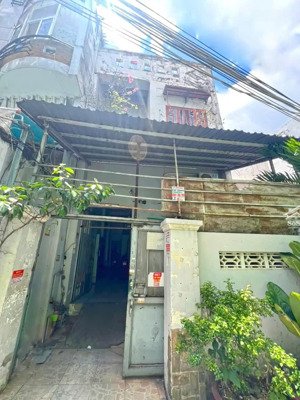 hàng thơm-nhà 1 lầu 5x20m mặt tiền hẻm 3m nguyên thị thâp.q7