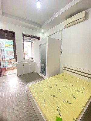 cho thuê phòng trọ q7 có bancol thoáng mát, đầy đủ nội thất - ngay đường huỳnh tấn phát