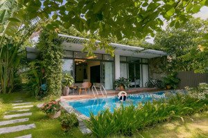 biệt thự 323m2 mặt hồ bách thanh flamingo đại lải 3pn full đồ mới nhỉnh 30 triệu/m2. lh 
