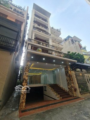 bán tòa chdv phố lạc long quân. dt 135m2 x 8,5t, mt 6m. ngõ ô tô tránh, sát phố, lô góc. giá 51 tỷ